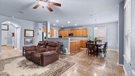 325 Golden Bear Drive Cibolo TX 78108