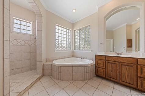30900 Woodbine Way Boerne TX 78015