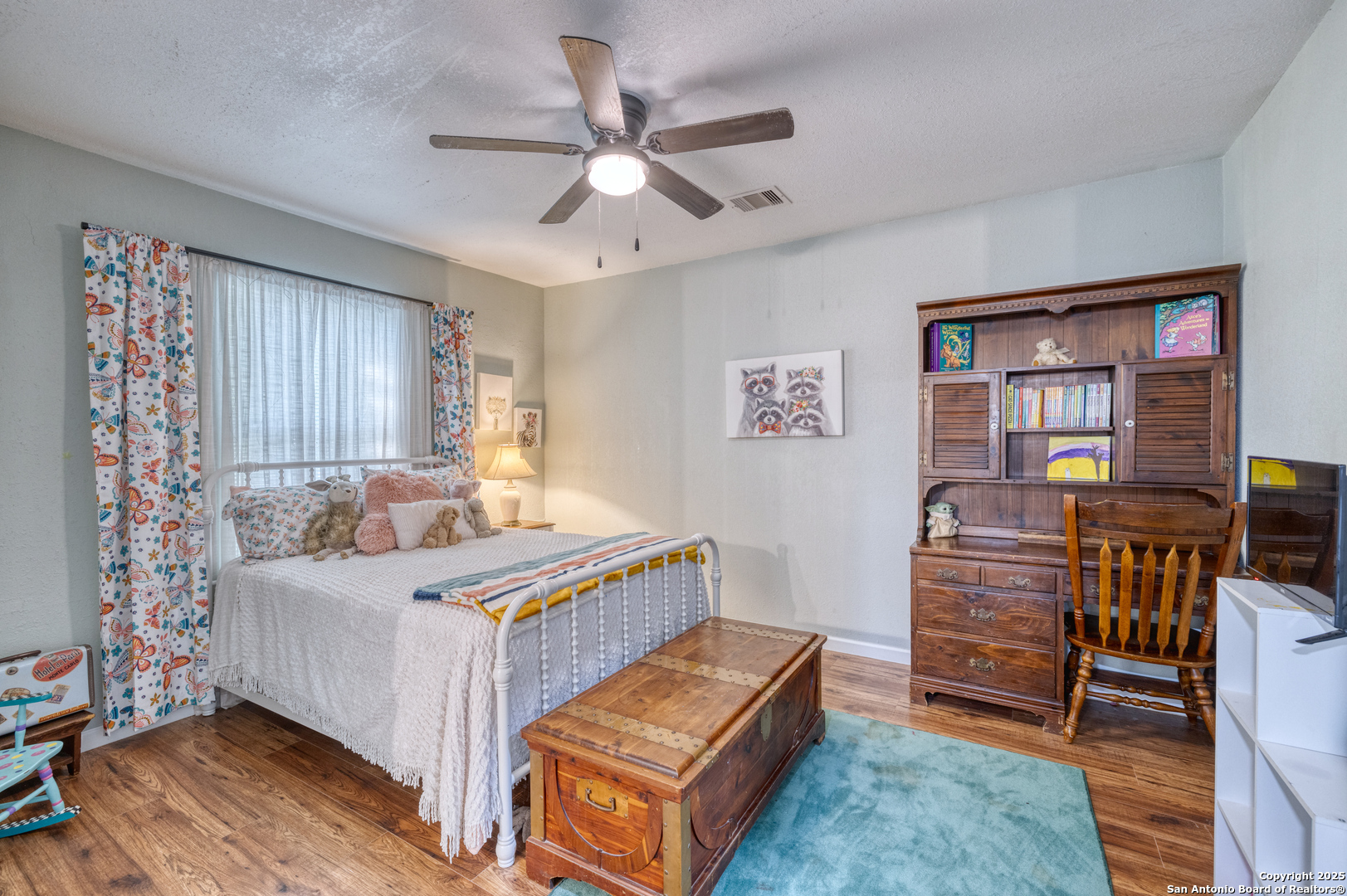 1100 N High Uvalde TX 78801