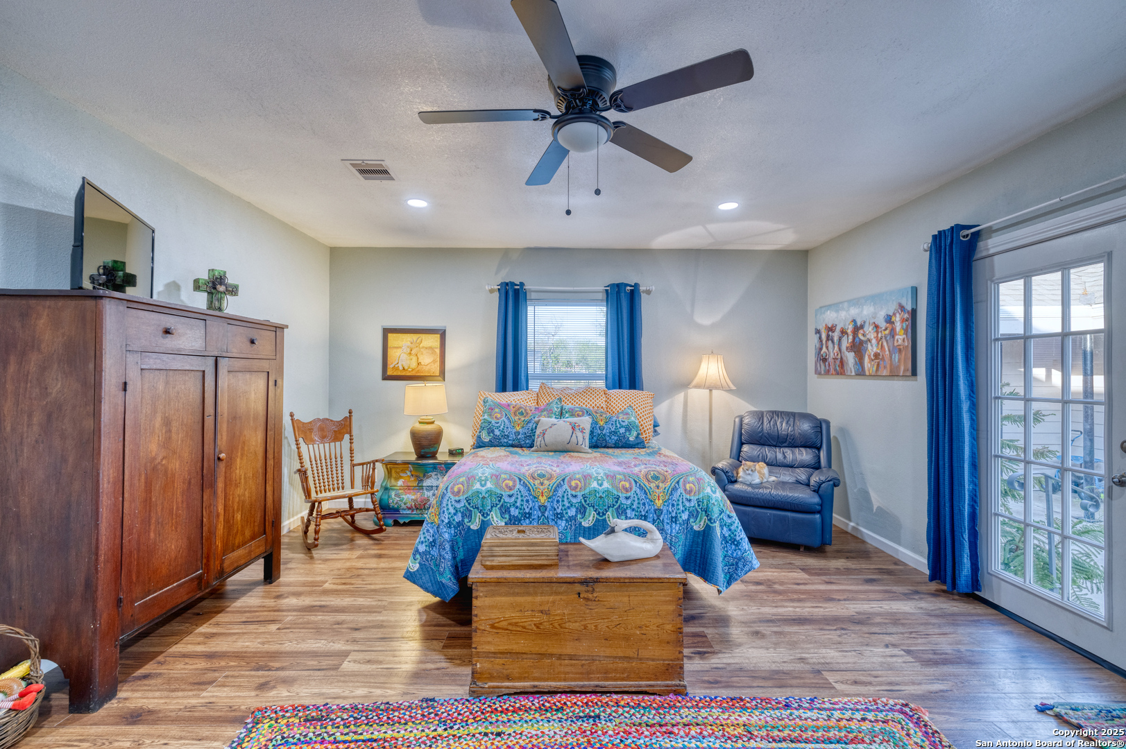 1100 N High Uvalde TX 78801