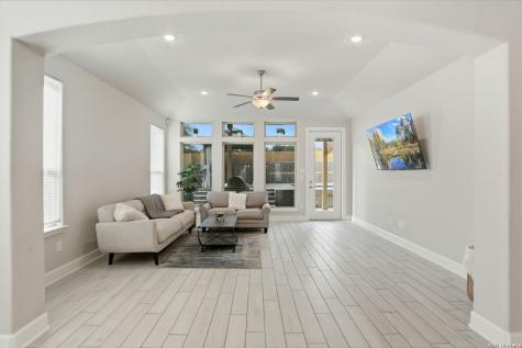 8514 Glass Gem Drive San Antonio TX 78249