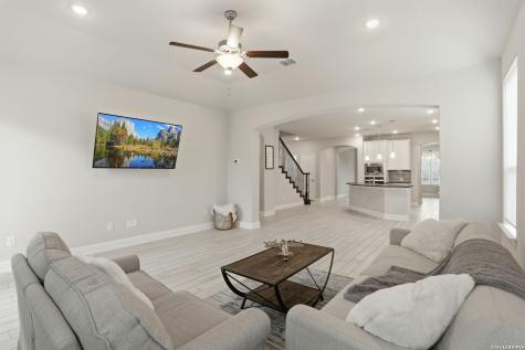 8514 Glass Gem Drive San Antonio TX 78249