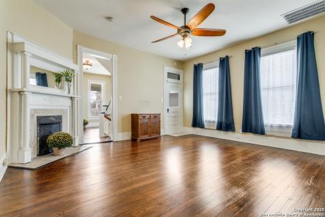 305 W Ashby Place San Antonio TX 78212