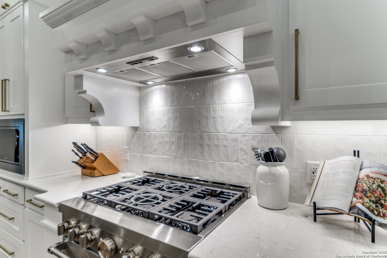 10003 Ellenora Boerne TX 78006