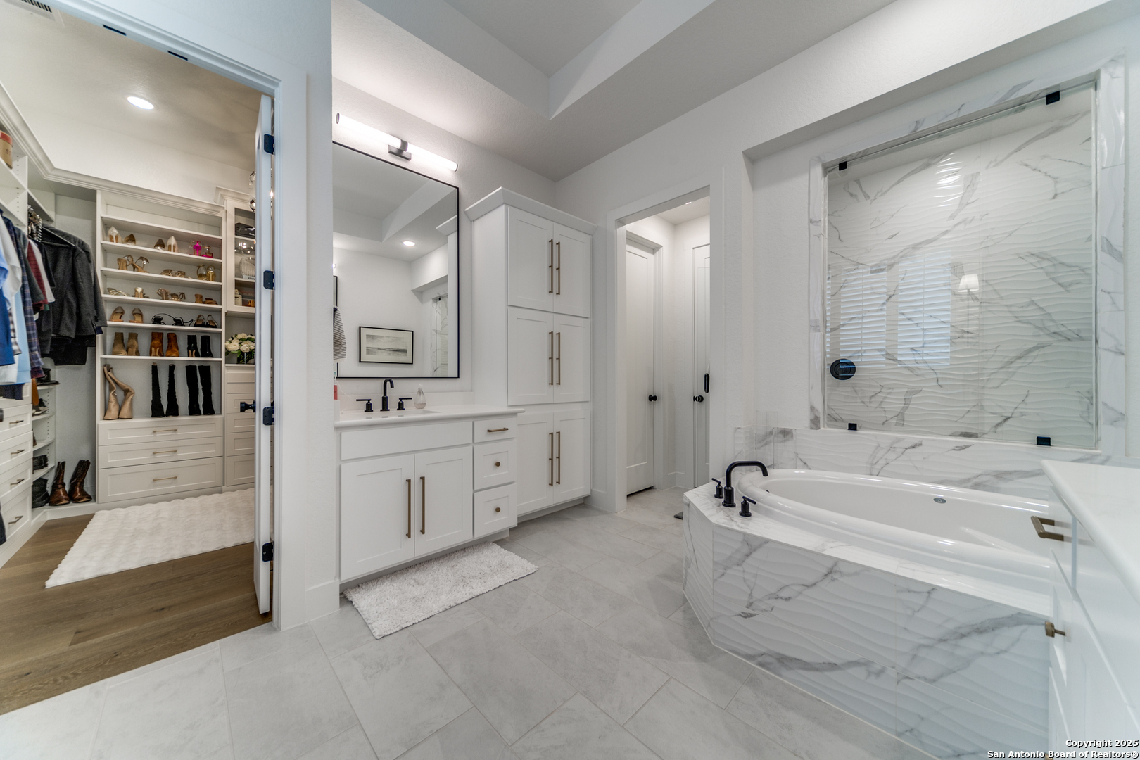 10003 Ellenora Boerne TX 78006