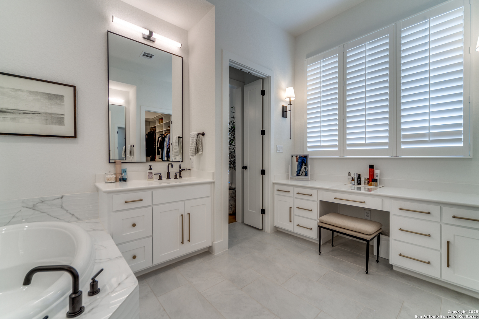 10003 Ellenora Boerne TX 78006