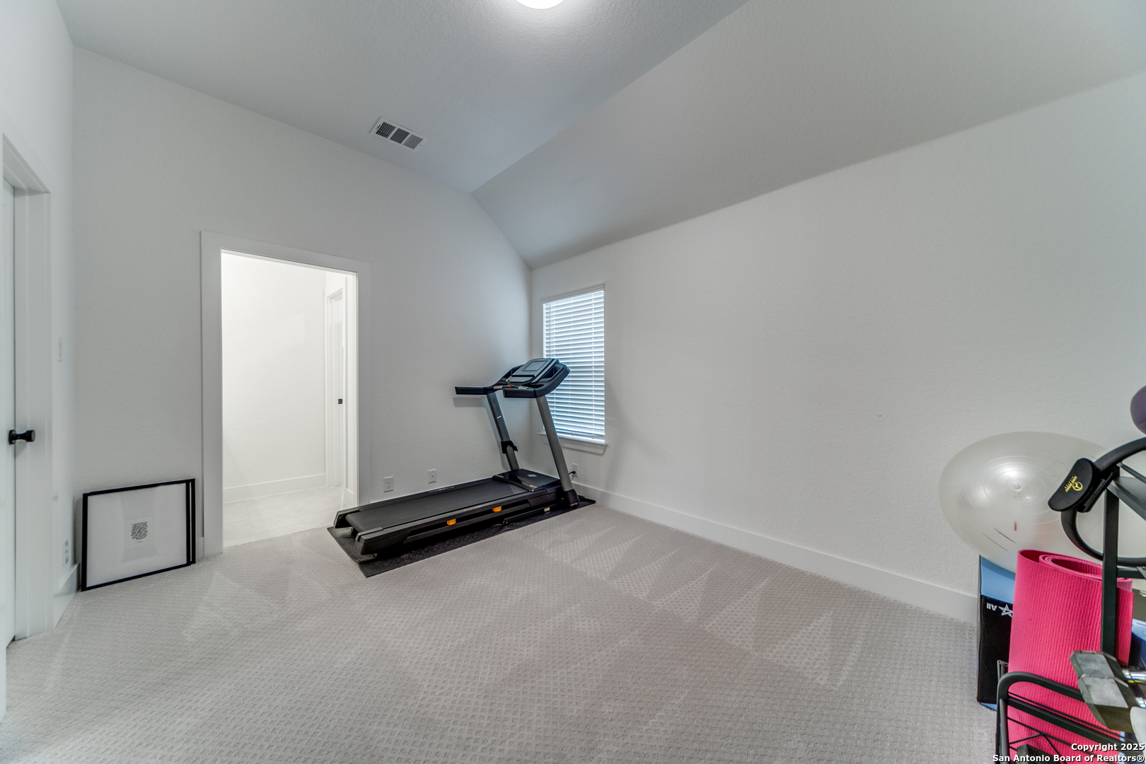 10003 Ellenora Boerne TX 78006