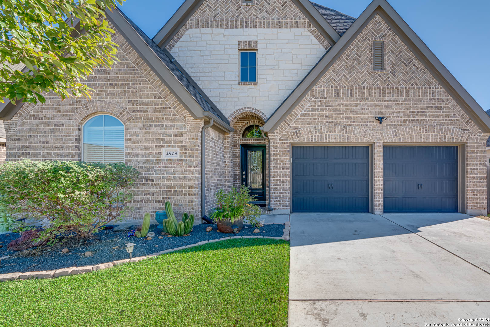 2909 Coral Way Seguin TX 78155