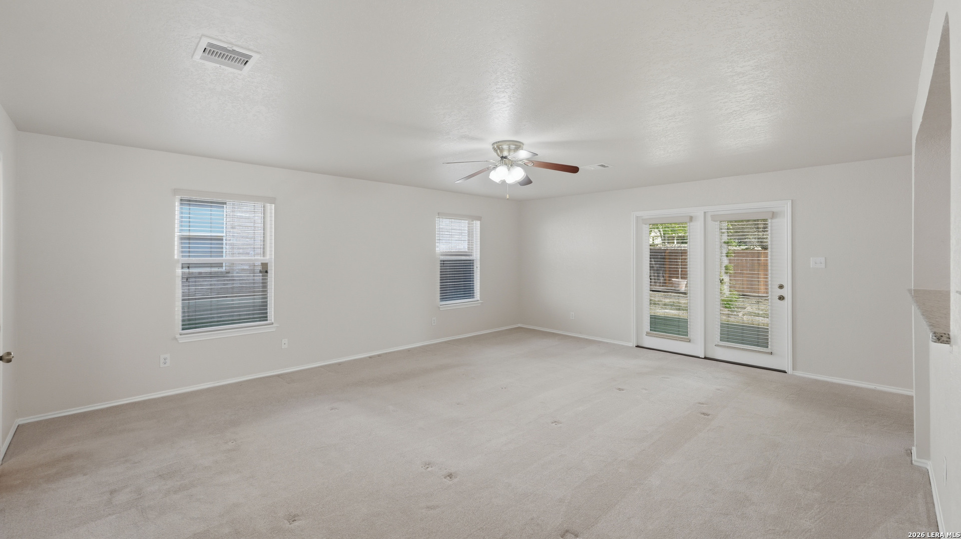 11004 Forest Pass Live Oak TX 78233