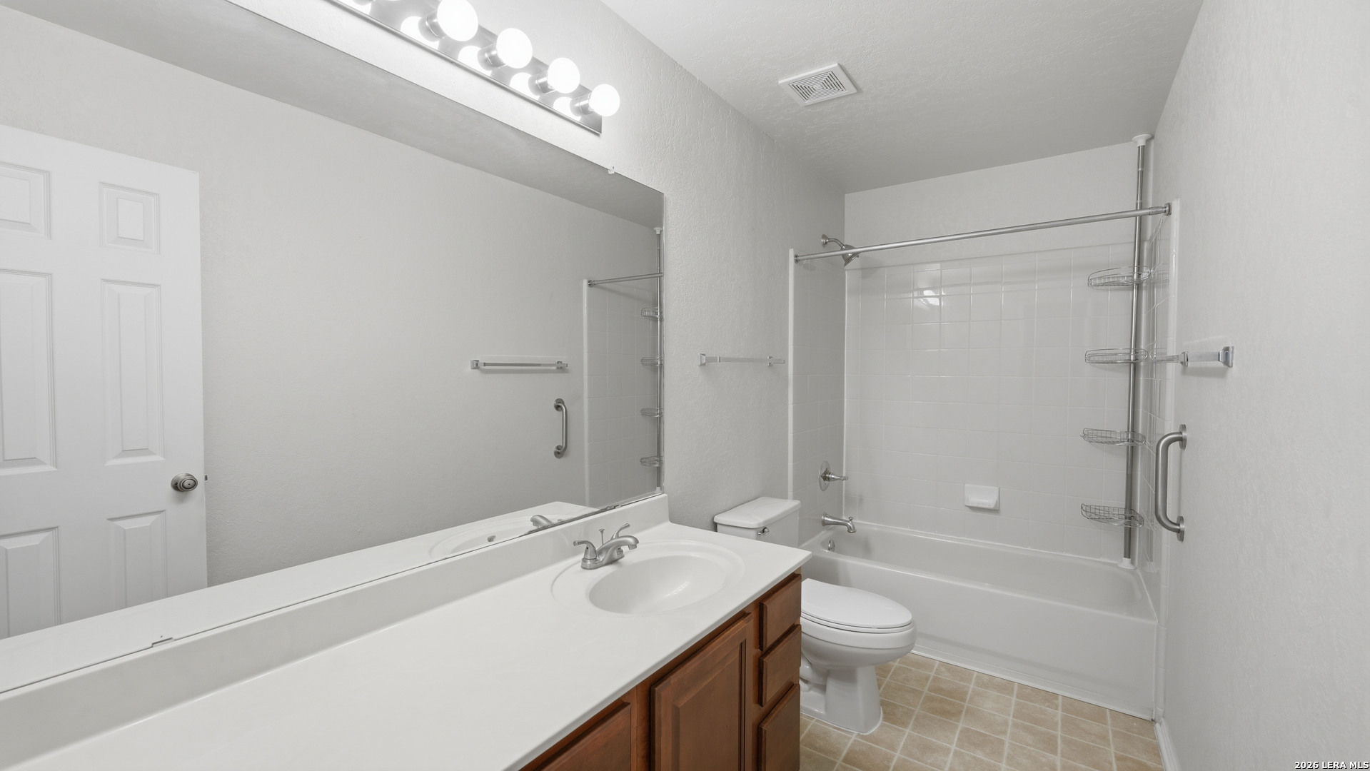 11004 Forest Pass Live Oak TX 78233