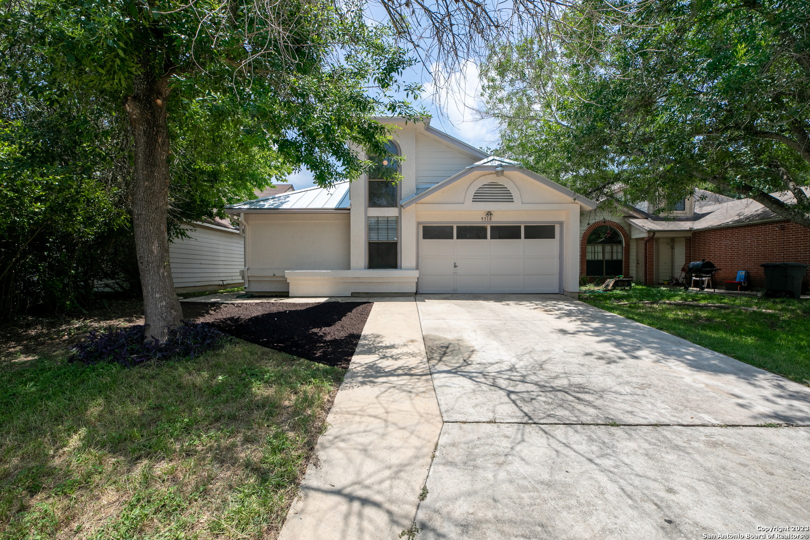 9318 Village Lance San Antonio TX 78250