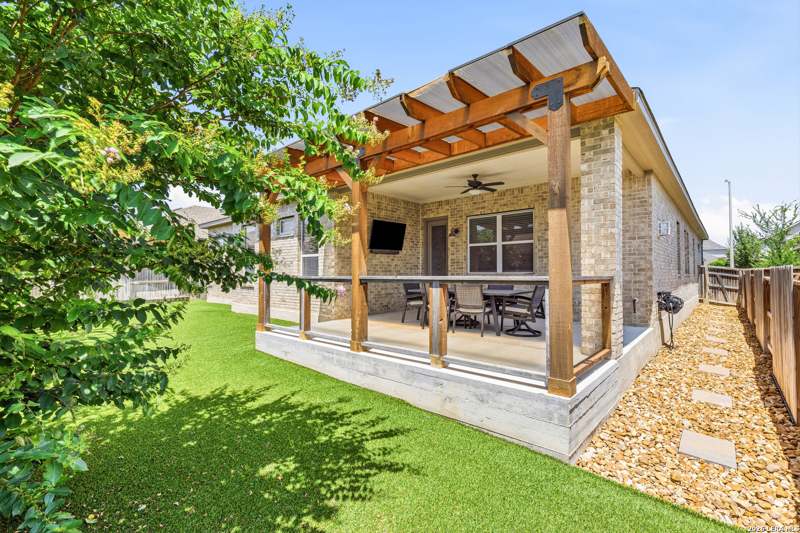 2233 Hoja New Braunfels TX 78132