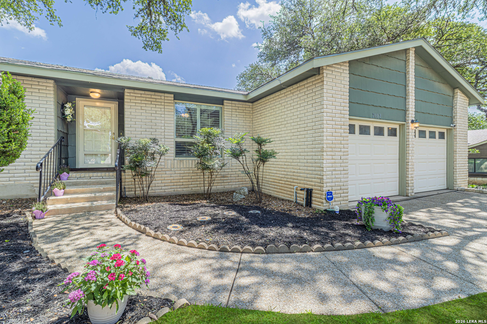 2102 Oak Ranch San Antonio TX 78259
