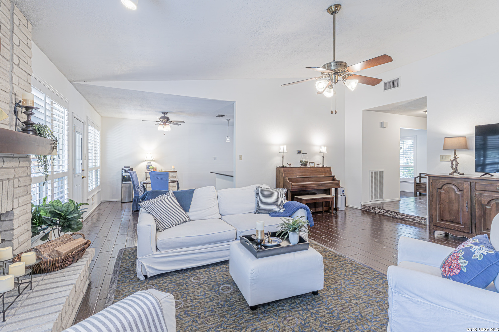 2102 Oak Ranch San Antonio TX 78259