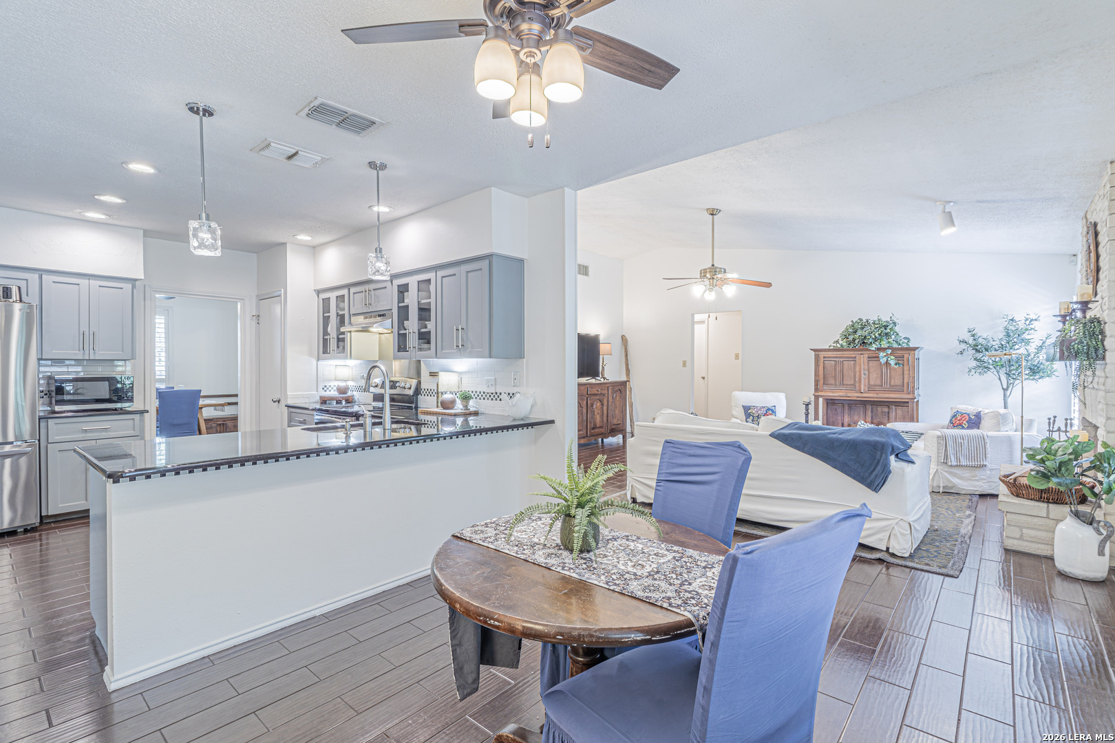 2102 Oak Ranch San Antonio TX 78259