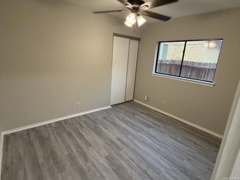 3210 Falcon Grove San Antonio TX 78247