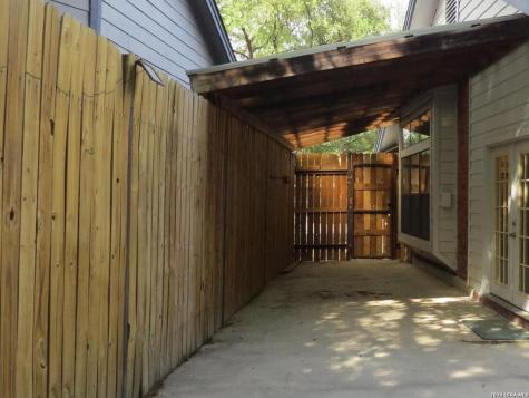 3210 Falcon Grove San Antonio TX 78247