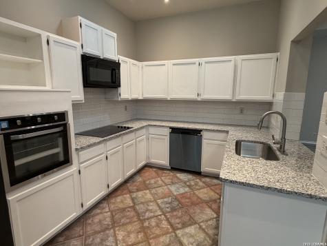 3210 Falcon Grove San Antonio TX 78247
