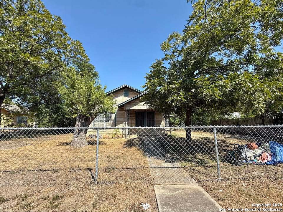 6618 Tupper San Antonio TX 78221