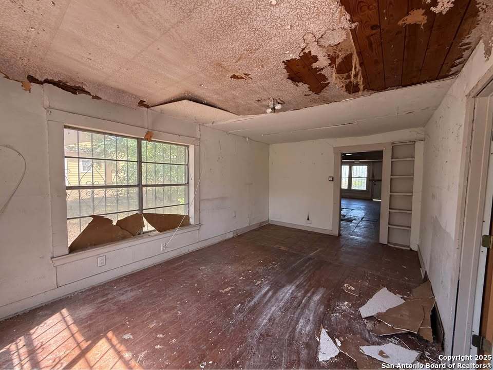 6618 Tupper San Antonio TX 78221