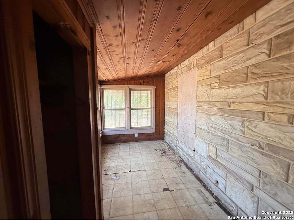 6618 Tupper San Antonio TX 78221