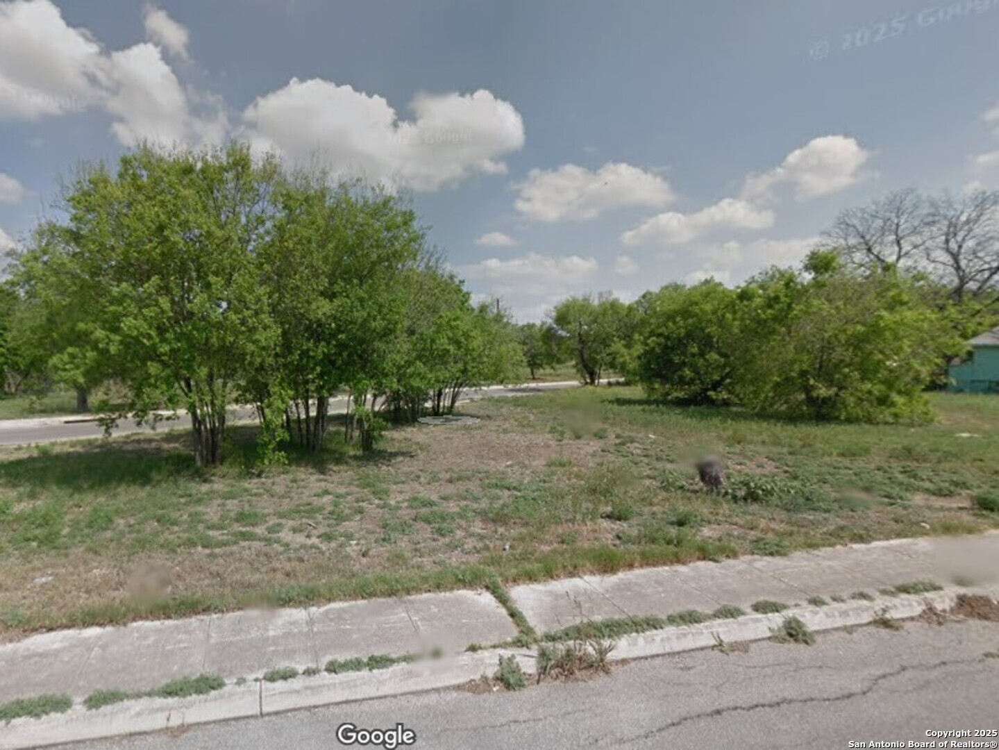 2222 Suzette San Antonio TX 78227