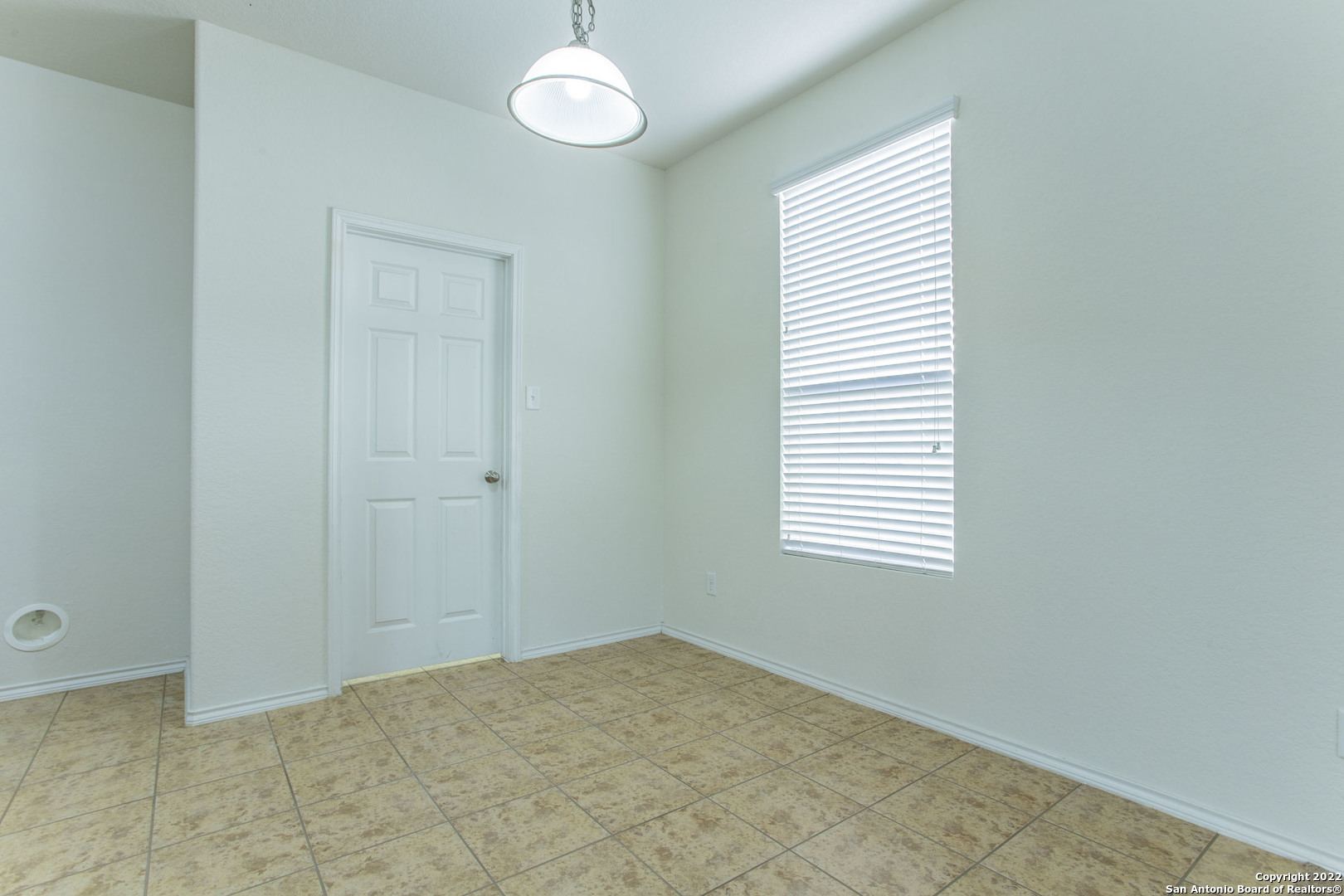 3620 Cherokee Winds Schertz TX 78154