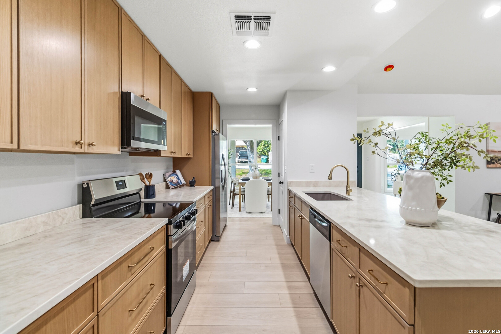 4714 Shady Breeze San Antonio TX 78217