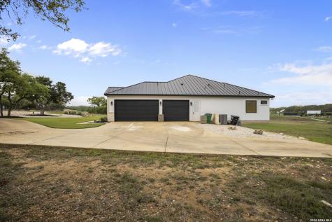 34737 Carries Creek Bulverde TX 78163