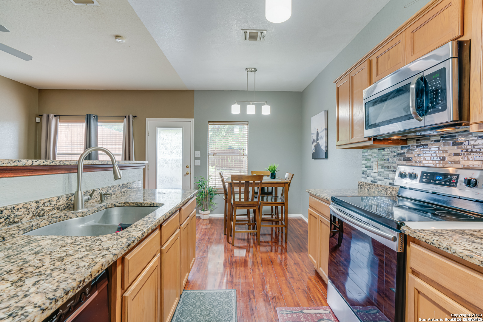 4157 St Charles Bay San Antonio TX 78229