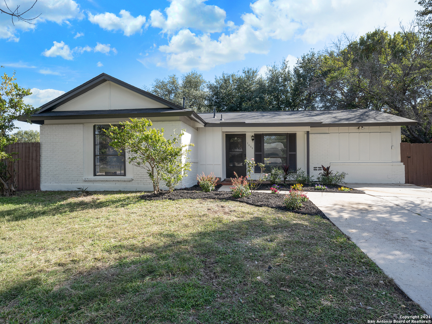 7302 Cabin Creek Drive San Antonio TX 78238