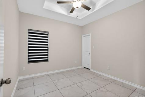 411 John Irving Laredo TX 78041