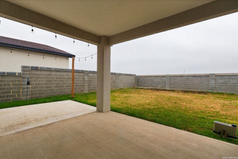 411 John Irving Laredo TX 78041