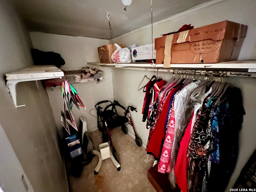503 503 W. Morin Del Rio TX 78840