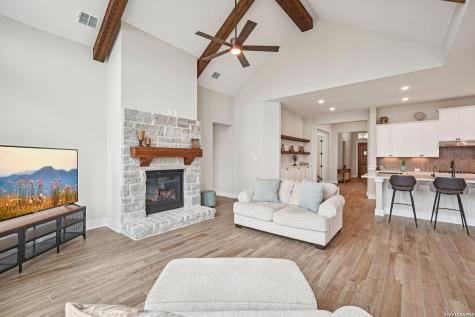 105 Vallejo Boerne TX 78006