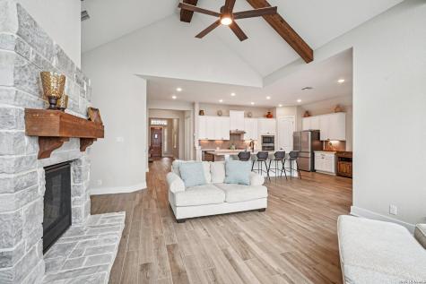 105 Vallejo Boerne TX 78006