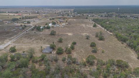 811 Mockingbird Lane La Vernia TX 78121