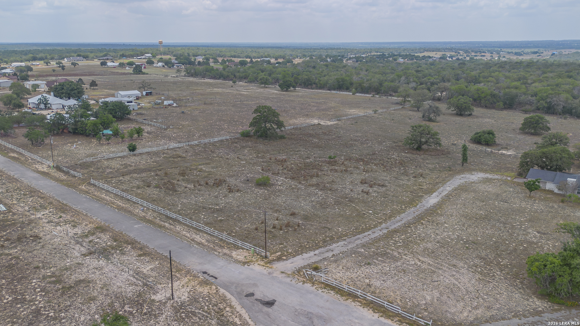 811 Mockingbird Lane La Vernia TX 78121