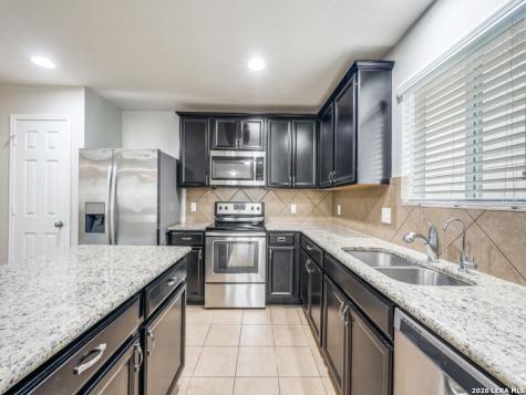 3711 Indian Hills Schertz TX 78154