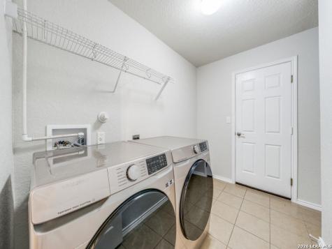 3711 Indian Hills Schertz TX 78154
