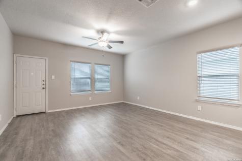 1123 Thea Cove New Braunfels TX 78130