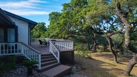 28337 Leslie Pfeiffer Drive Boerne TX 78015