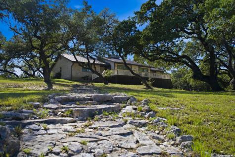 28337 Leslie Pfeiffer Drive Boerne TX 78015