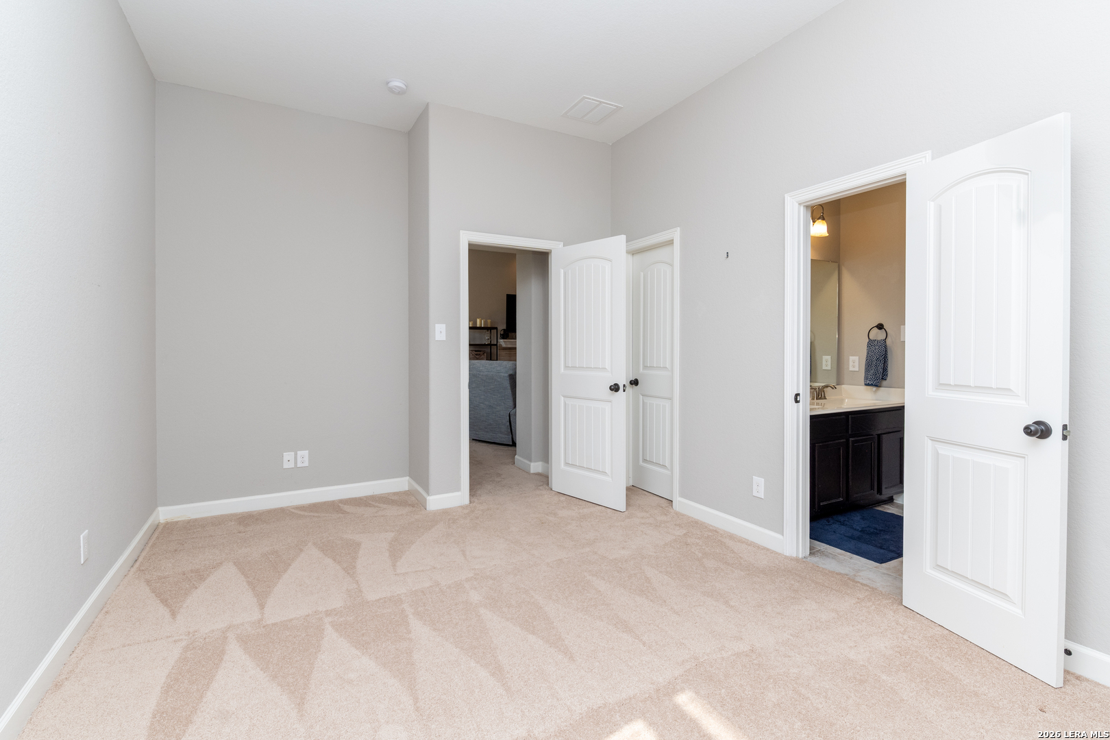 1008 Water Oak Schertz TX 78154