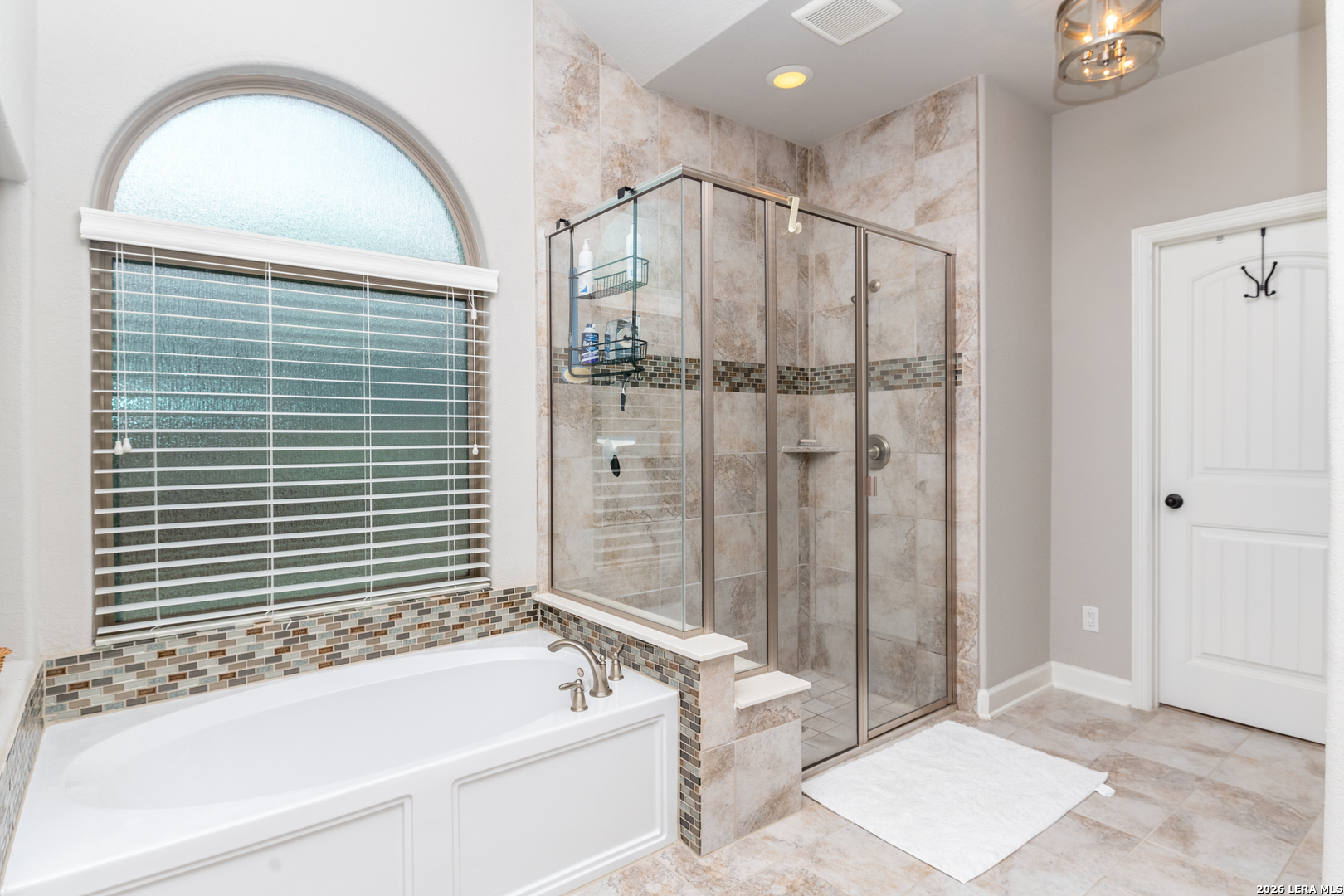 1008 Water Oak Schertz TX 78154