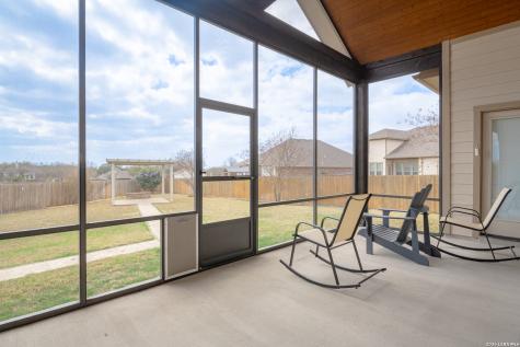 1008 Water Oak Schertz TX 78154