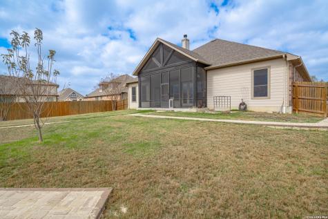 1008 Water Oak Schertz TX 78154