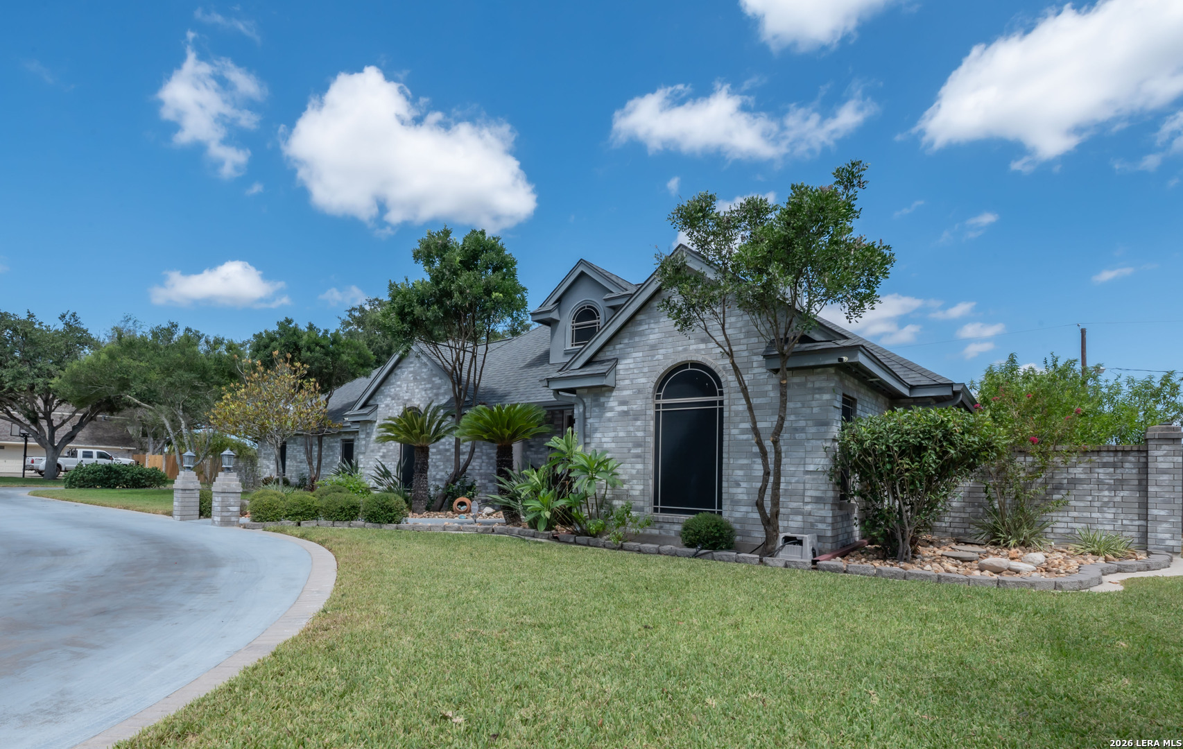 1825 Clarice Avenue Alice TX 78332