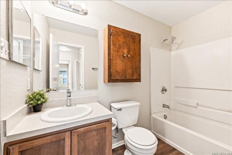 671 Northwest Crossing Drive New Braunfels TX 78130