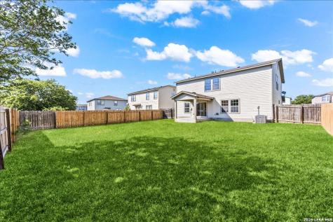 671 Northwest Crossing Drive New Braunfels TX 78130
